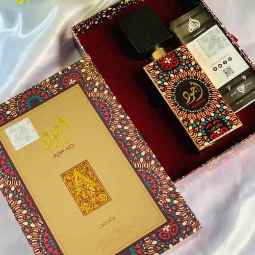 Lattafa Ajwad – Rose, Fruity, Vanilla, Powdery – Eau de Parfum Spray Long-Lasting Fragrance for Unisex, 2.0 Ounce / 60 ml