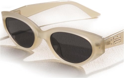FURTALK Oval Sunglasses - Cat Eye 90s Vintage Trendy Sunnies with Polarized UV Protection