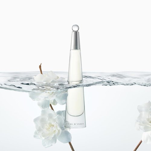 Issey Miyake L'Eau d'Issey Eau de Parfum | Floral Aquatic Women's Fragrance - Notes of Lily & Precious Woods