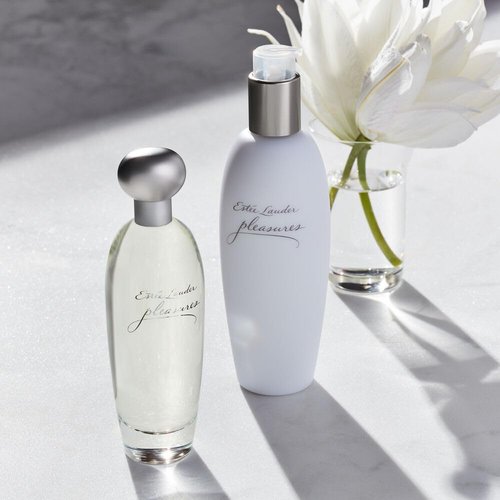 Estée Lauder Pleasures Body Lotion - Luxurious Scent of Lilies, Peonies & Jasmine | 8.4 Fl Oz