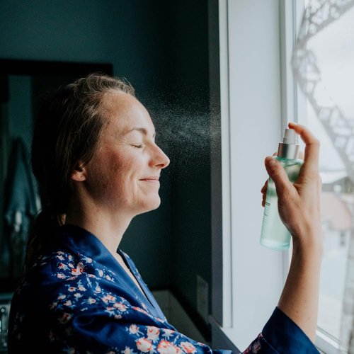 Illuminating Niacinamide + Hyaluronic Antioxidant Glow Toner