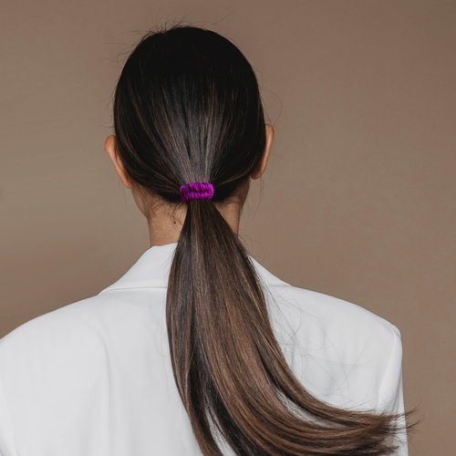 VLOMOT 6 Pcs Set 100% Pure Mulberry Silk Hair Scrunchies - 6 Chic Colors Everyday Skinny Scrunchies Silk Ponytail Holders - No Damage (Purple)