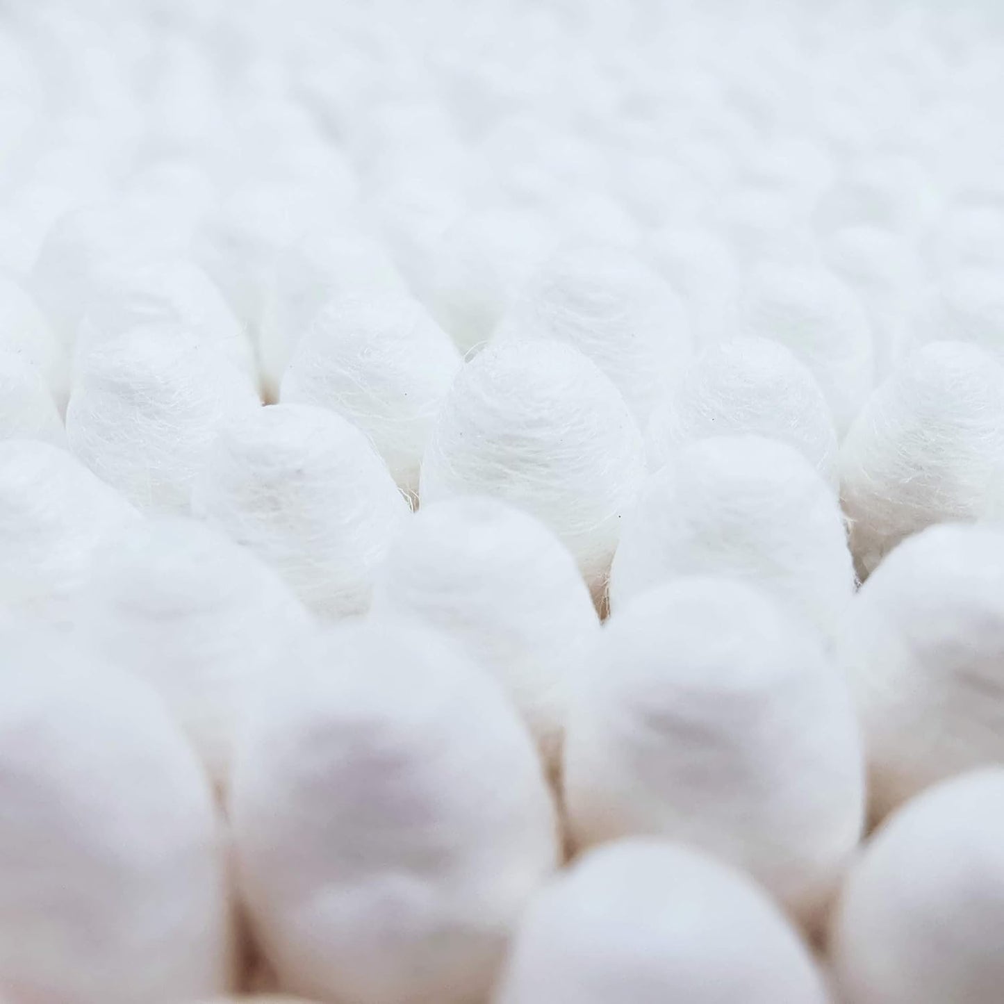 Skiennix Bamboo Cotton Swabs - 900 Biodegradable Wooden Buds for Eco-Friendly Use