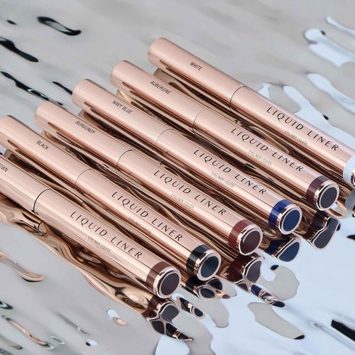 Anastasia Beverly Hills - Long-Lasting Liquid Eyeliner for Precise Application | Black