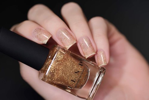 ILNP Karma - Gold Flake Top Coat Nail Polish for Stunning, Shimmering Nails | 15ml