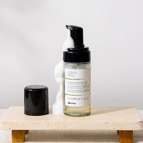 Davines Liquid Spell Volumizing Treatment - Liquid-to-Foam Formula for Fine Hair | Thickens & Protects, 4.23 Fl Oz