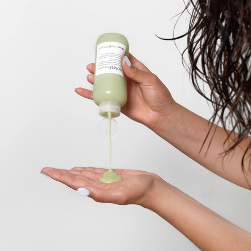 Davines MOMO Potion Leave-In Combing Cream - Moisturizing Formula for Dry Hair, 5.07 Fl Oz | Restores Hydration & Shine