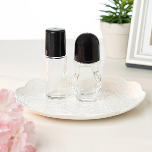 2 PCS Empty Glass Roller Bottles Plastic Roller Ball,Deodorant Roll On Bottles for Essential Oils, Perfume, Cosmetics （30ml ） (1Round 1Oval)