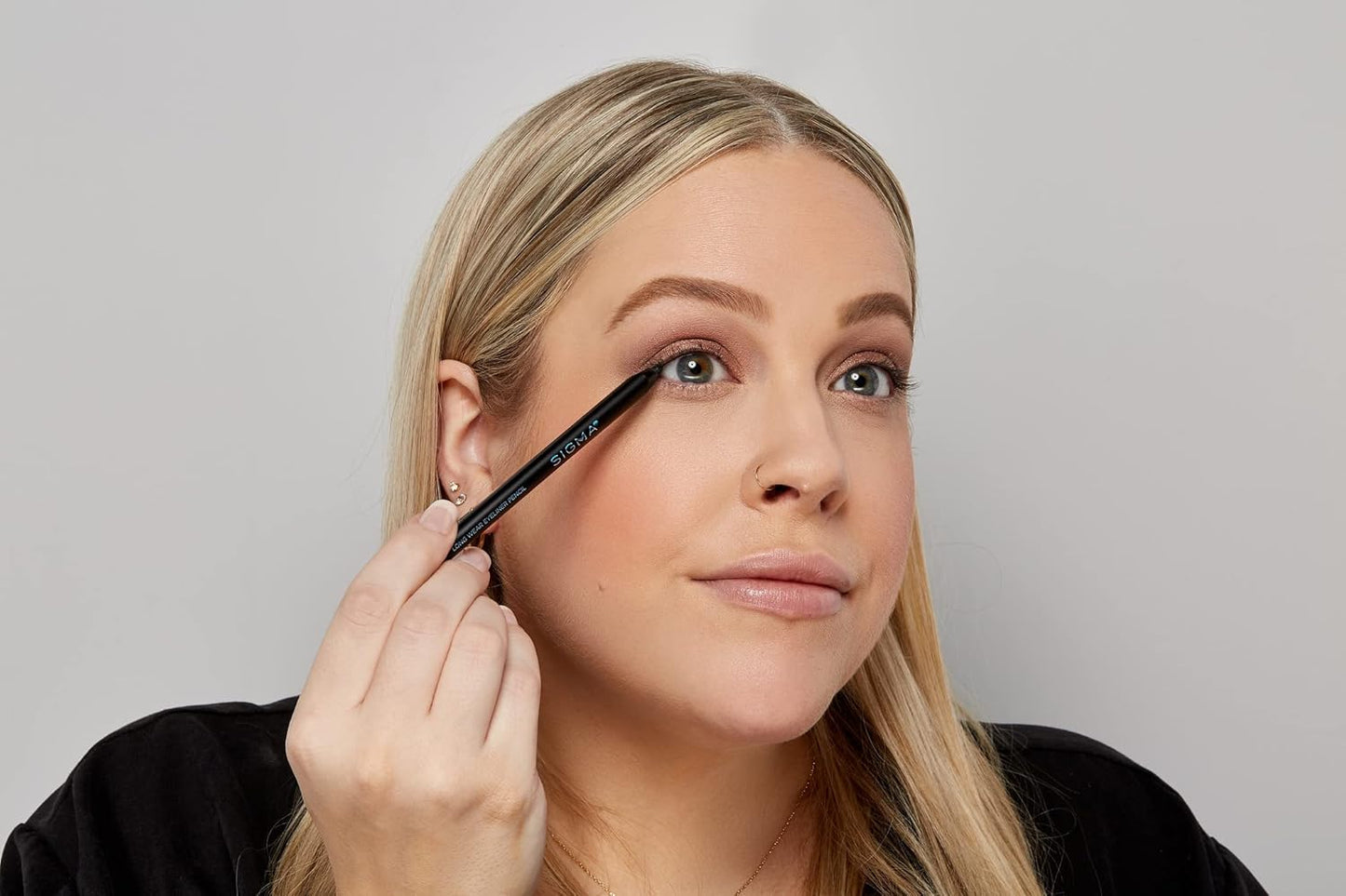 Sigma Beauty Long Wear Eyeliner Pencil - Intense Wicked Black for All-Day Precision