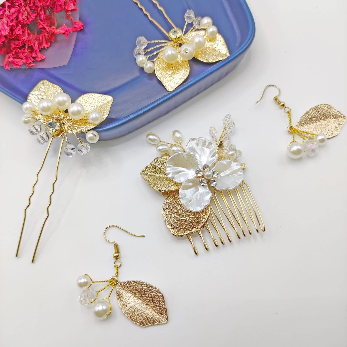 QUEOUNR Gold Wedding Hair Accessories, 5PCS Bridal Hair Combs Pins Set Decorative Hair Accessories with Earring Pearl Rhinestone Clips for Women Girls,H05