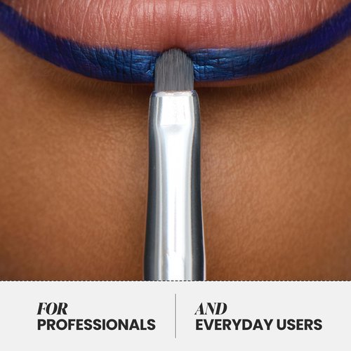Wonderskin Precision Lip Definer Brush – Slim Angled Lip Brush for Flawless Lip Definition, Clean Application & Ombre Effects Makeup Brush
