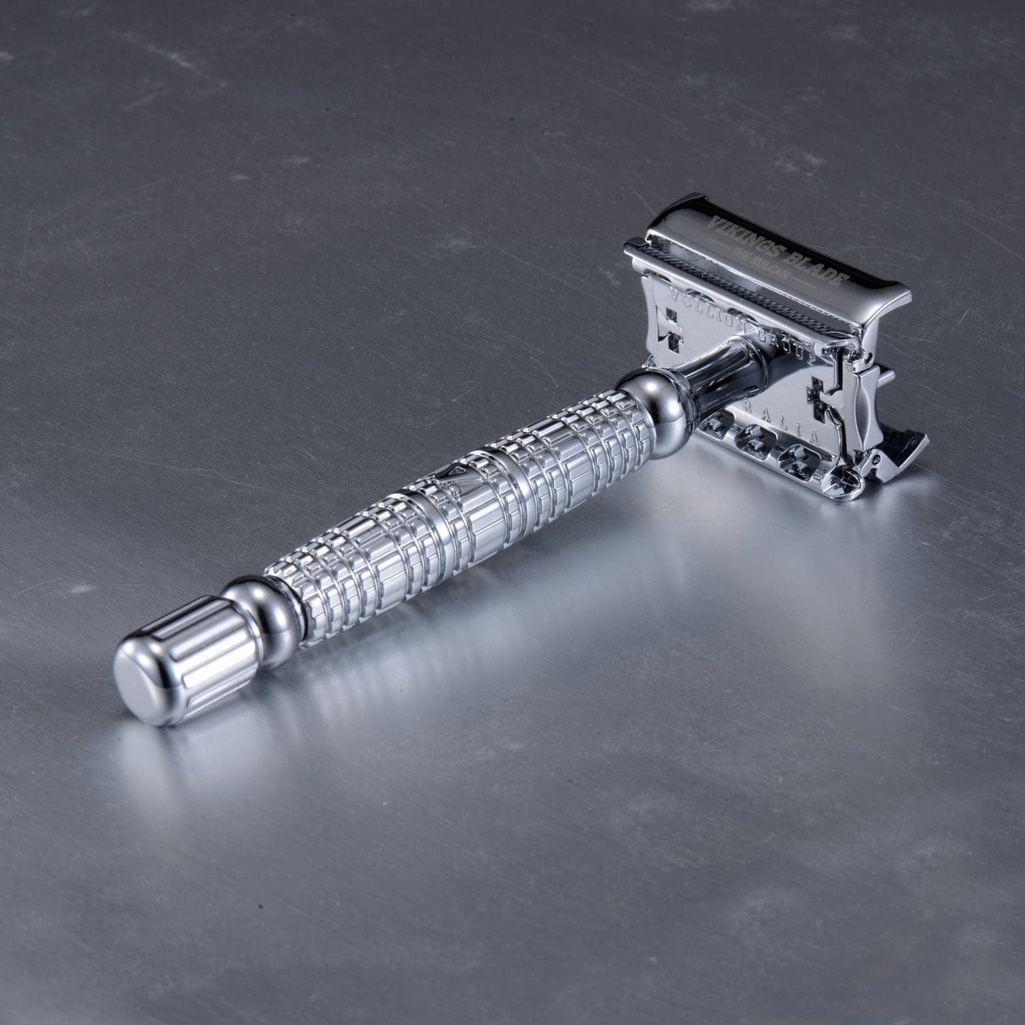 VIKINGS BLADE Double Edge Safety Razor - Smooth Shave with 5 Swedish Steel Blades | Luxury Case Included