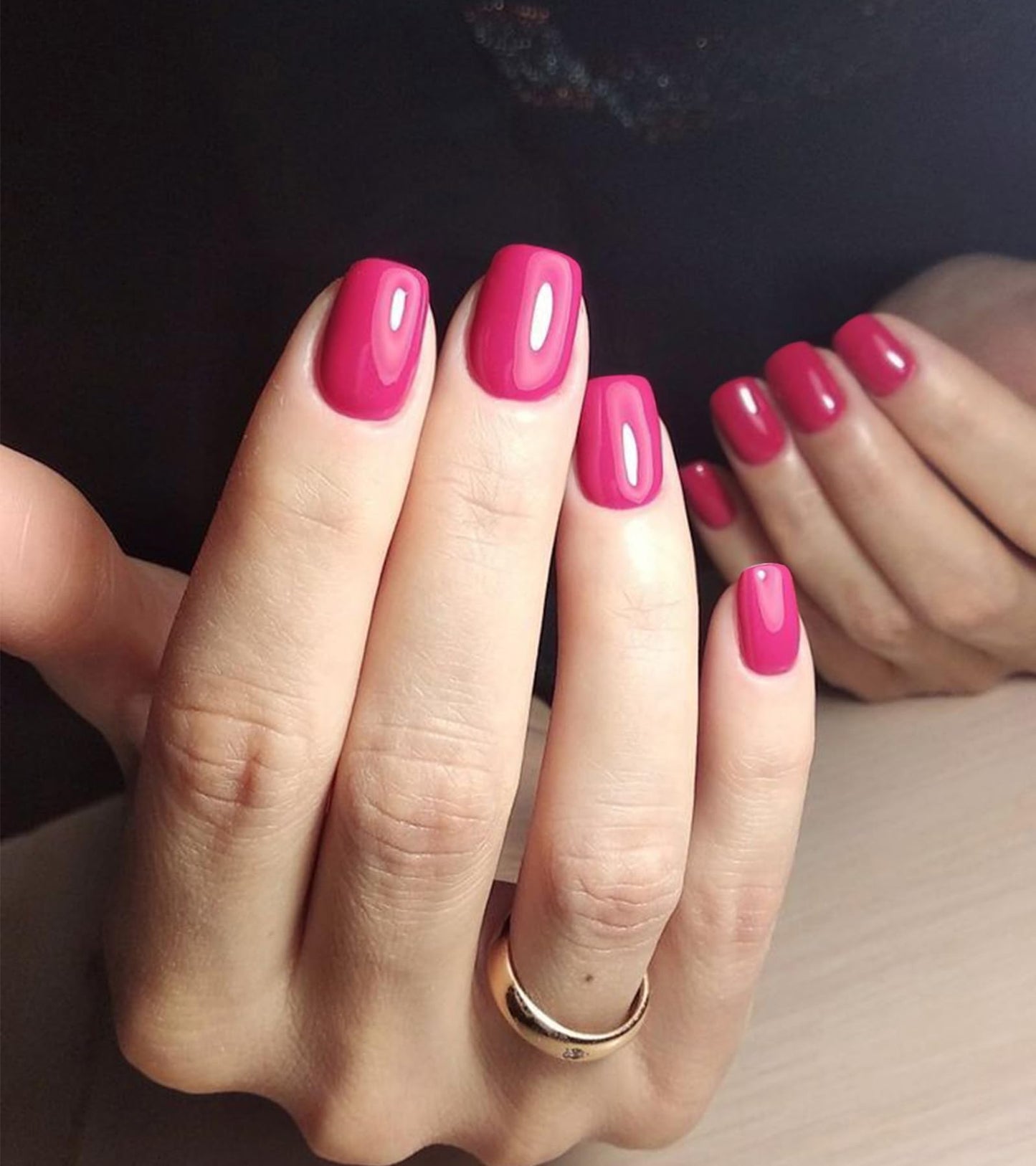 Artquee Press on Nails Short Soft Nude Square False Tips Glossy Reusable Fake Stick on Nails Kit for Women - 30 PCS 15 Sizes