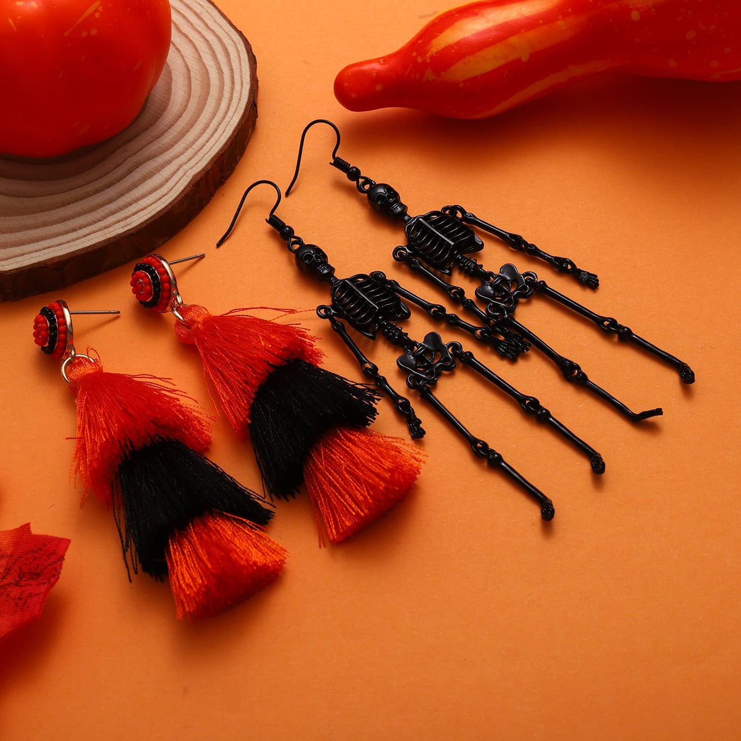 Halloween Earrings Set Beaded Boo Ghost Dangle Earrings for Women Spooky Skeleton Earrings Halloween Costumes Party Jewelry Gifts(Tassel skeleton)