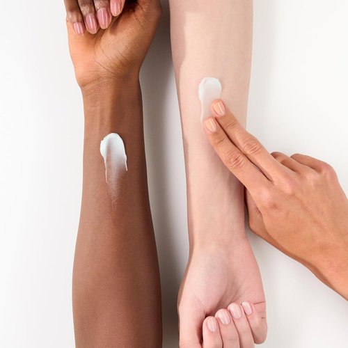 Catrice Extreme Blur Mattifying Primer - Instant Shine Control with Hyaluronic Acid & Squalane | Vegan & Cruelty-Free