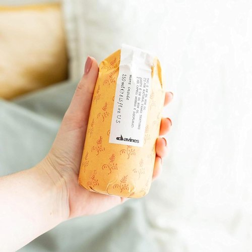 Davines This Is An Oil Non Oil - Anti-Frizz Hydrating Fluid for Natural Texture - 8.45 Fl Oz