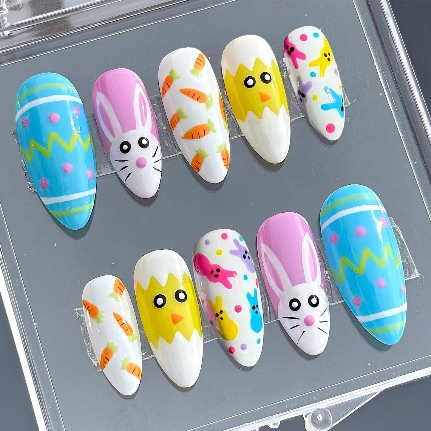 24Pcs St Patrick's Day Press on Nails Short Square Gold French Tip Fake Nails with Gold Rhinestones Horseshoe Rainbow Shamrocks False Nails St Patricks Day Acrylic Nails Irish Stick on Nails for Women