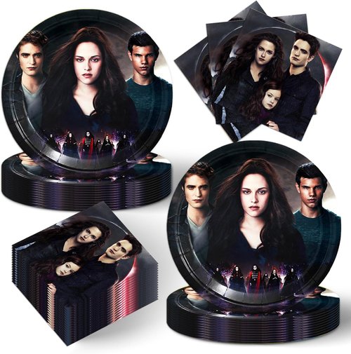 Saga of Twilight Party Decorations - 40pcs Tableware Set with Dessert Plates & Napkins