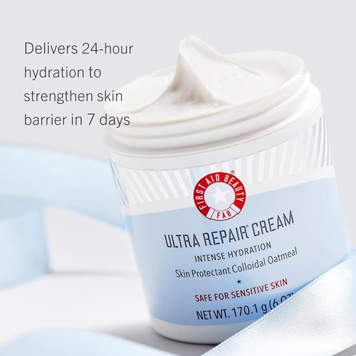 First Aid Beauty - Hydrated Glow Kit | Exfoliating Body Scrub, Facial Radiance Pads & Ultra Repair Cream - 4ct