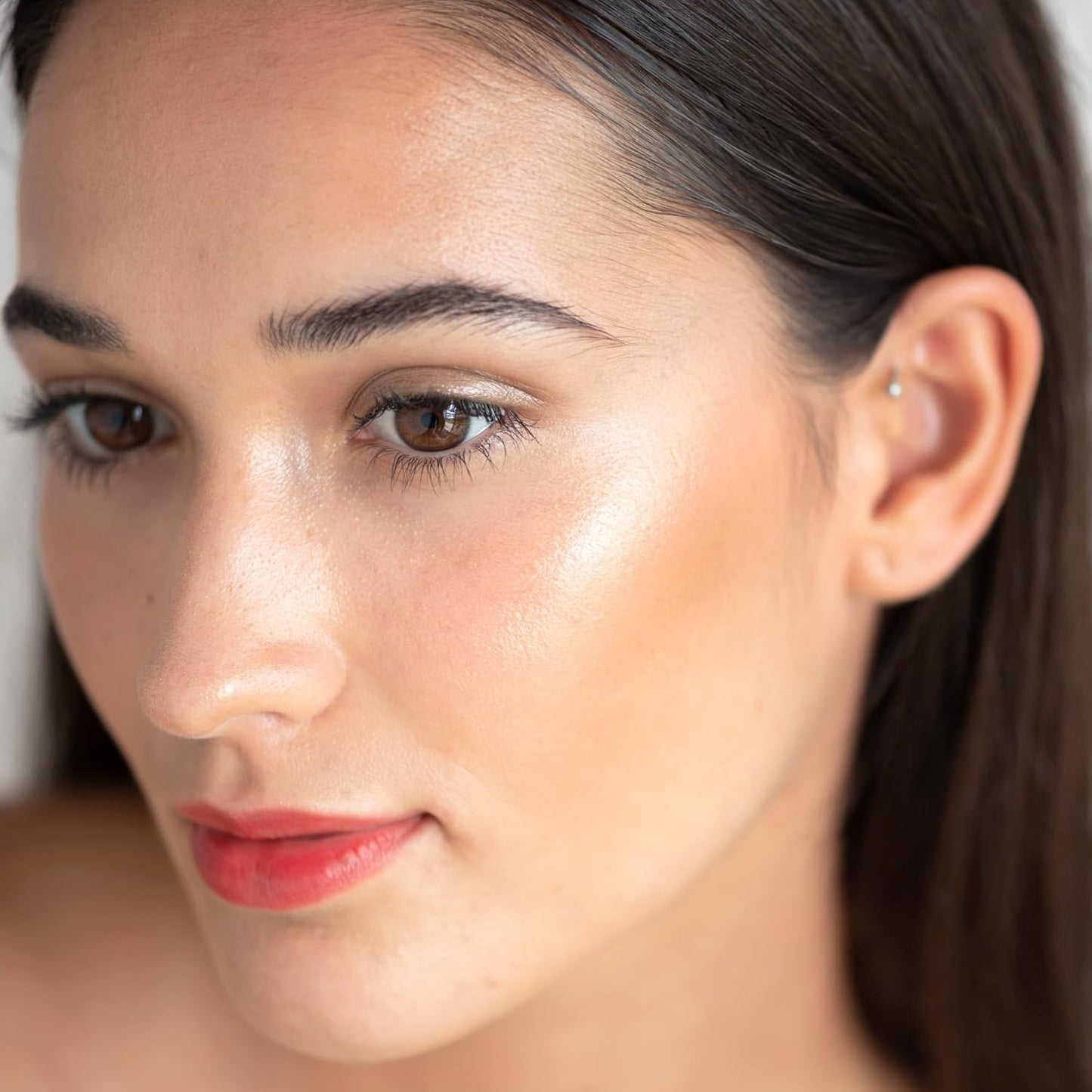 Ere Perez - Natural Vanilla Highlighter Balm | Creamy, Dewy Finish for Sensitive Skin | Vegan & Cruelty-Free