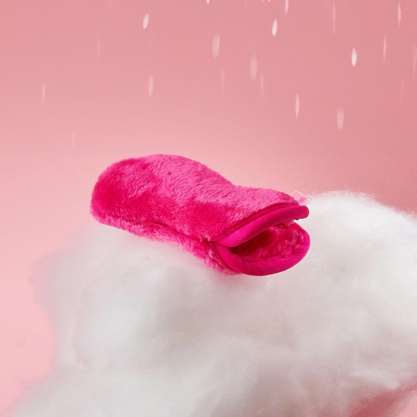The Original MakeUp Eraser Eye MITT - Effortlessly Remove All Eye Makeup With Water | Pack of 4 Mitts + Laundry Bag