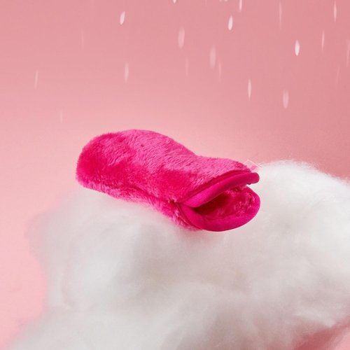 Original MakeUp Eraser Eye MITT - Effortlessly Remove All Eye Makeup With Water | Pack of 4 Mitts + Laundry Bag