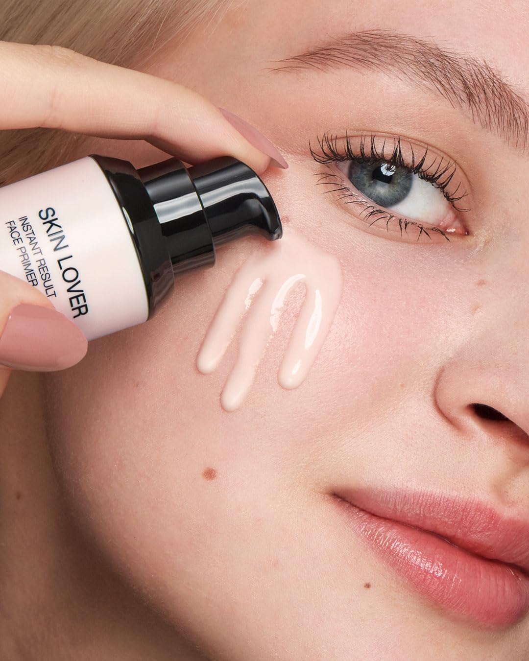 KIKO Milano Skin Lover Face Primer - Hydrating Formula with Hyaluronic Acid for Instant Results