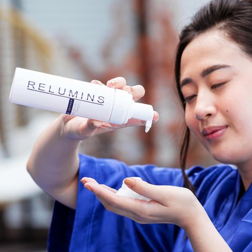 Relumins Advance Clarifying Foaming Cleanser - Gentle Facial Cleanser for Sensitive Skin | Non-Drying Formula, 200ml