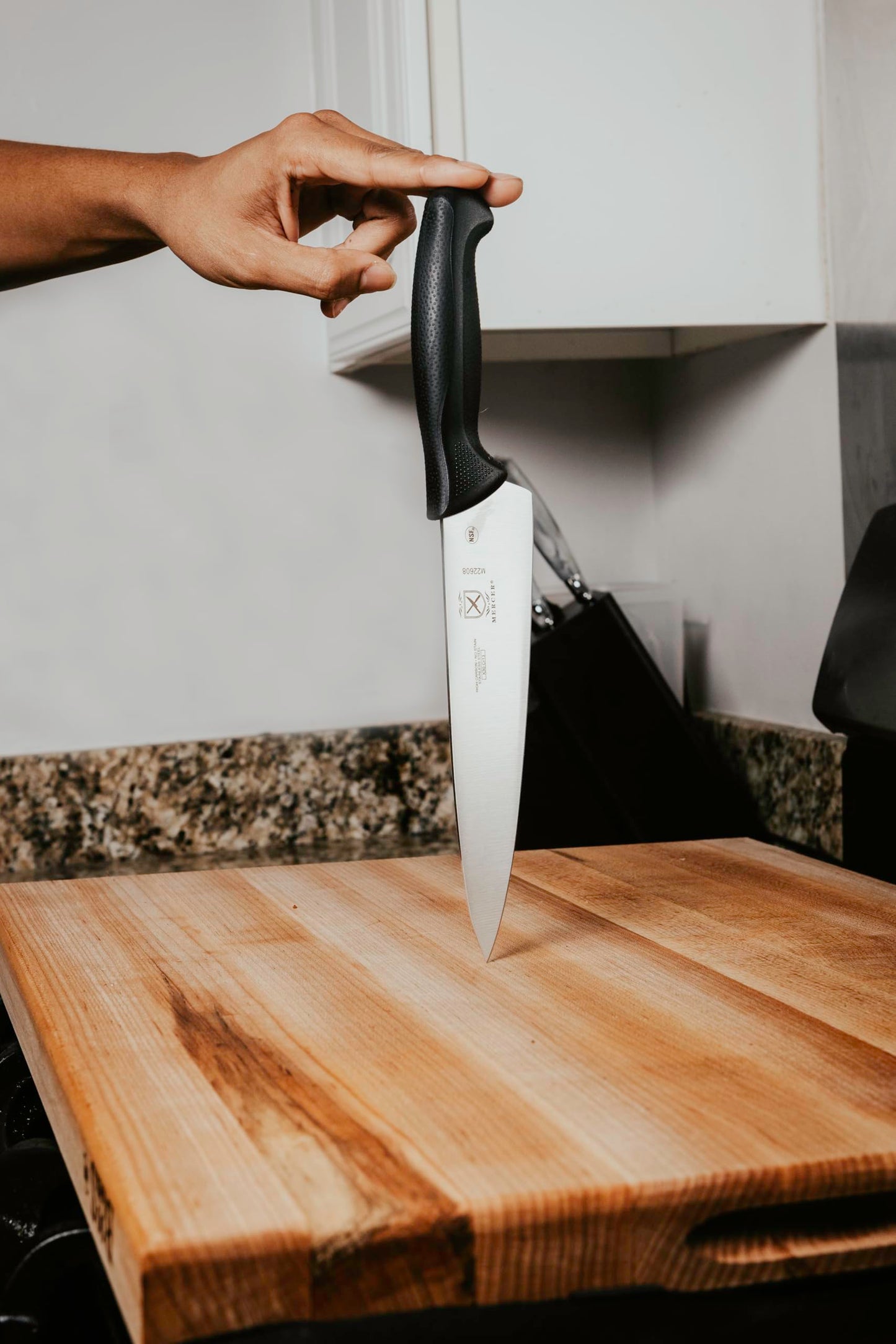 Mercer Culinary M18134BK Bread Knife, 6-Inch, Millennia Black