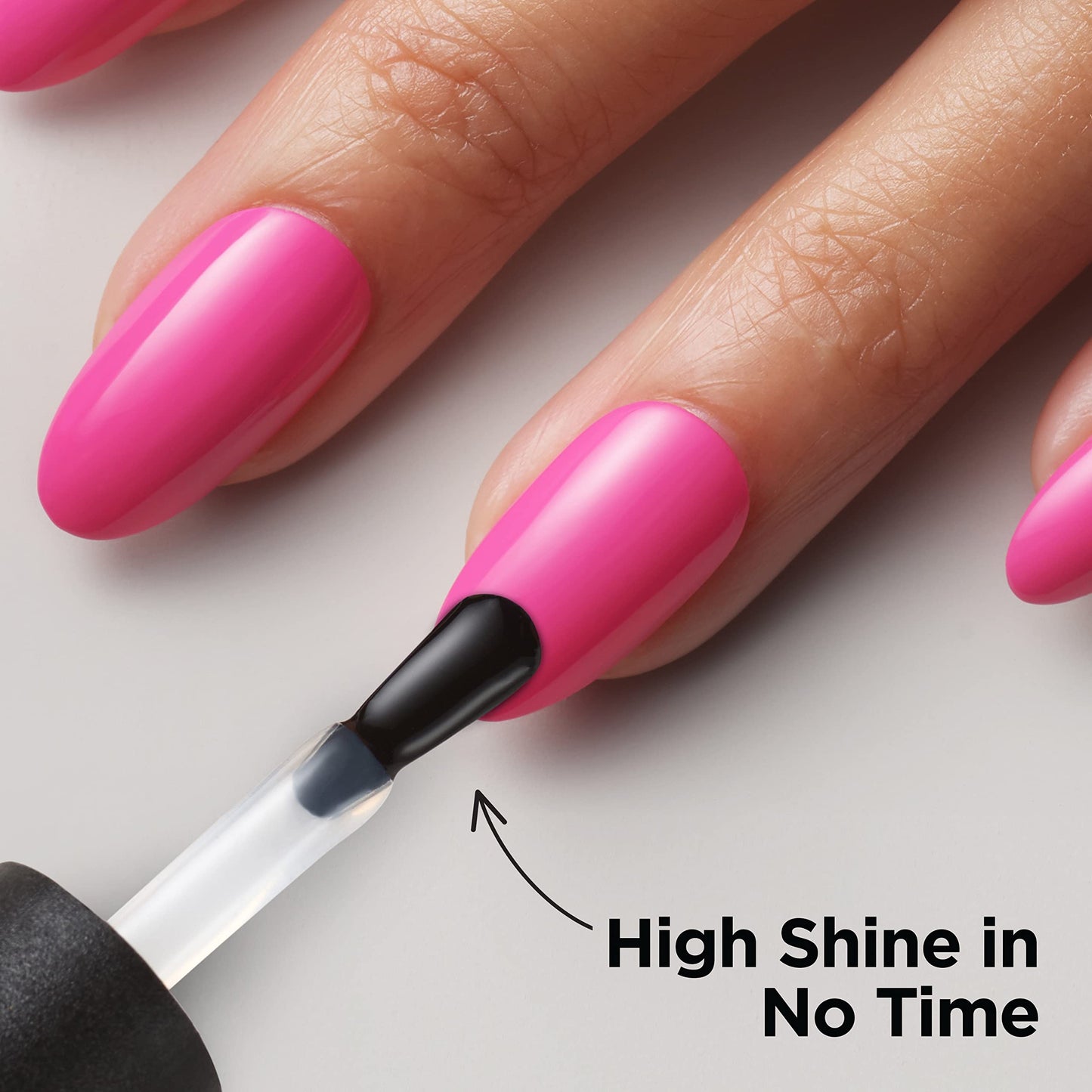 CND Vinylux Long Wear Shine Top Coat, Quick Drying Formula, Easy to Remove, 0.5 Fl Oz