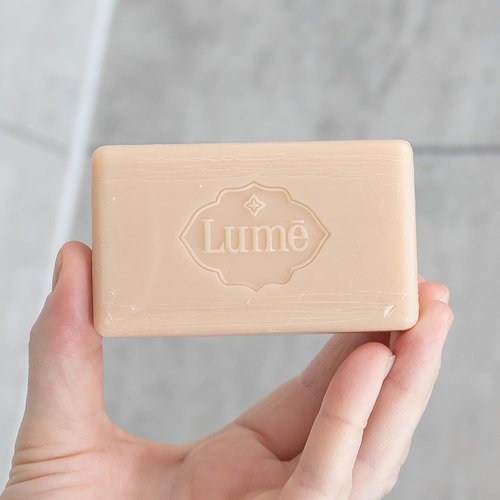 Lume Triple Milled Bar Soap - Gentle Cleansing & Rich Moisture - Paraben Free, 5 oz (Clean Tangerine)