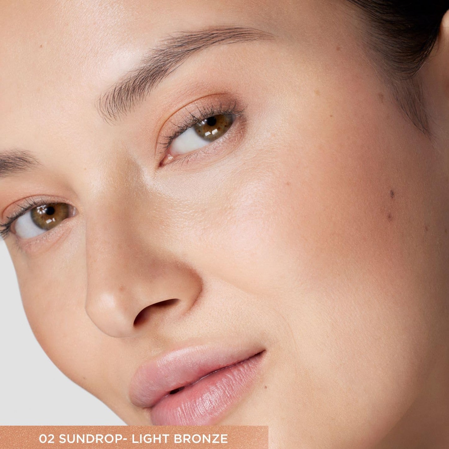 Laura Mercier Tinted Moisturizer Bronzer: Long Lasting Sheer Cream Bronzer, Weightless, Buildable Coverage, 12 HR Hydrating Wear, Non-Comedogenic, 6 Shades for All Skin Tones, Sundrop