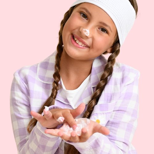 LAV KIDS Delicate Body Lotion - Naturally Gentle Moisturizer with Chamomile & Shea Butter | 200ml