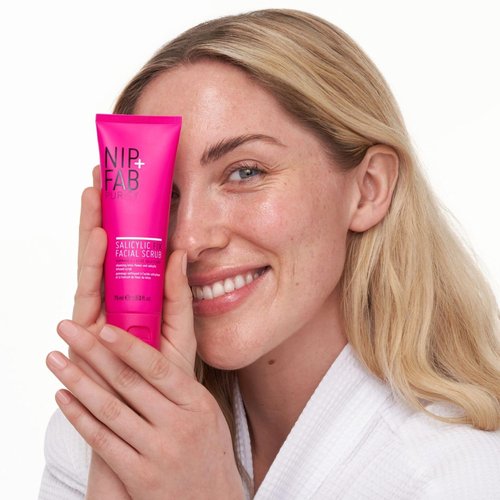 Nip + Fab Salicylic Acid Facial Scrub - Exfoliating Cleanser with Vitamin E & Volcanic Rock, 2.5 Fl Oz