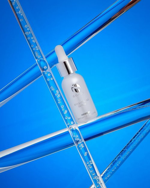 iS Clinical Brightening Serum - Advanced Skin Radiance Formula for Even Tone & Glow