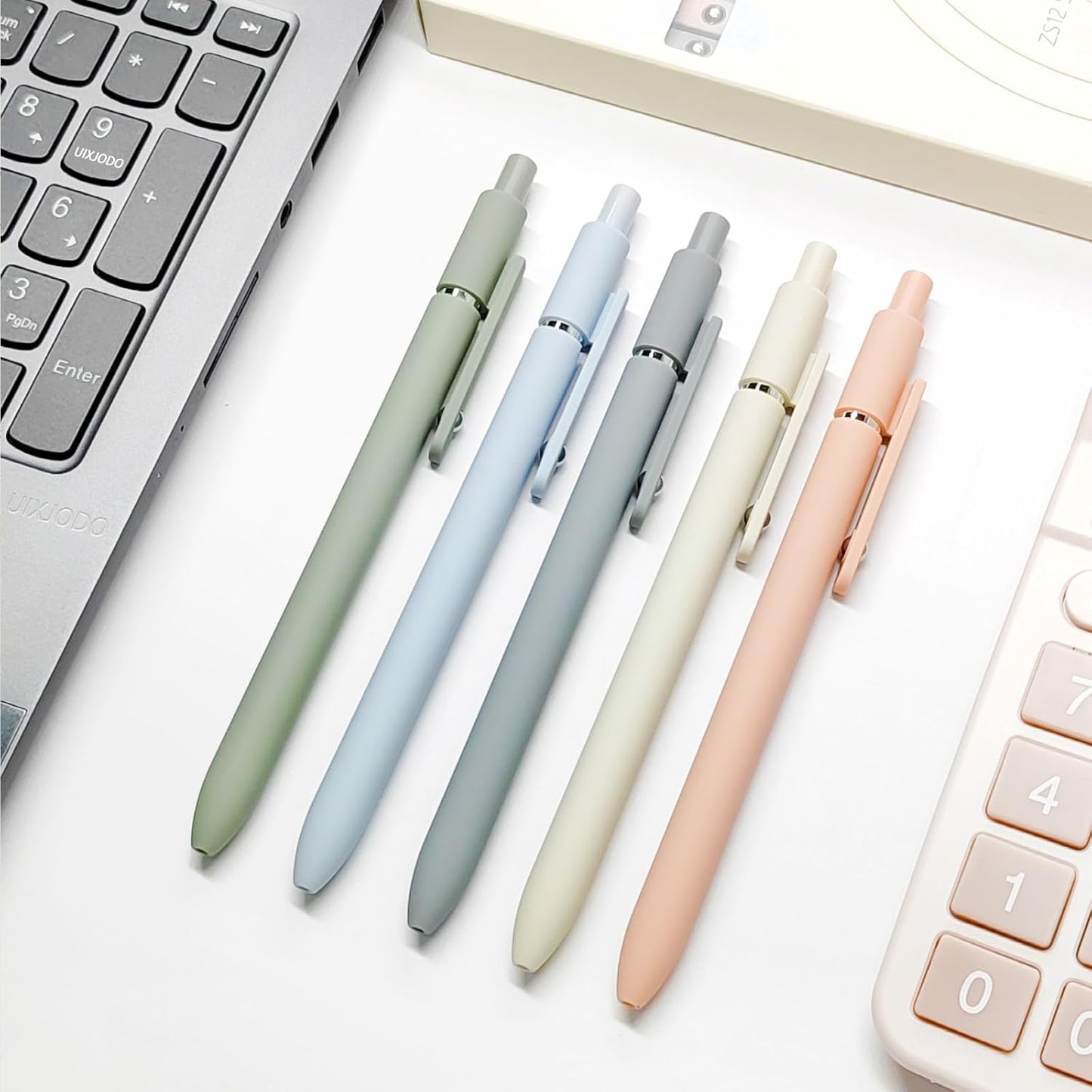 UIXJODO Gel Pens - 5 Pcs Fine Point 0.5mm Black Ink - Smooth Writing & Cute Office Supplies for All