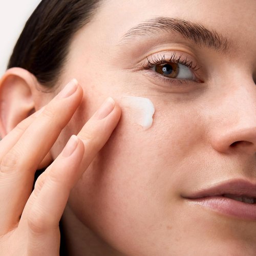 Catrice Extreme Blur Mattifying Primer - Instant Shine Control with Hyaluronic Acid & Squalane | Vegan & Cruelty-Free