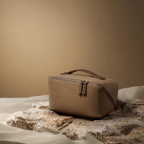 EACHY Travel Makeup Bag, Faux Suede Cosmetic Bags for Women,Large Capacity Portable Pouch Open Flat Toiletry Bag Make up Organizer with Divider and Handle
