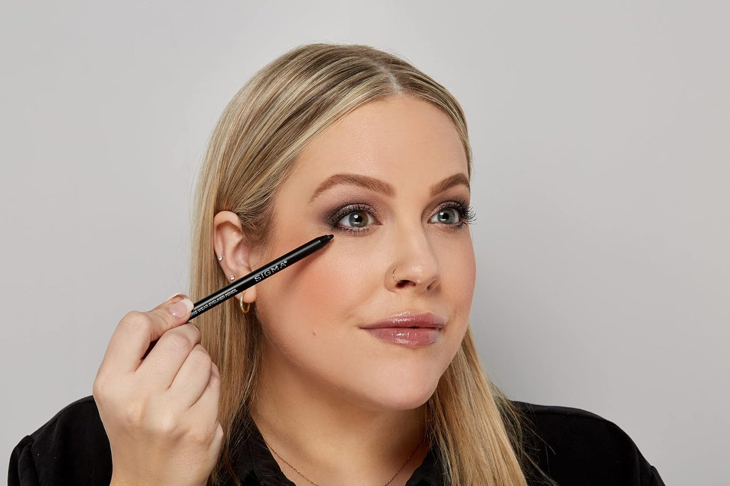 Sigma Beauty Long Wear Eyeliner Pencil - Intense Wicked Black for All-Day Precision