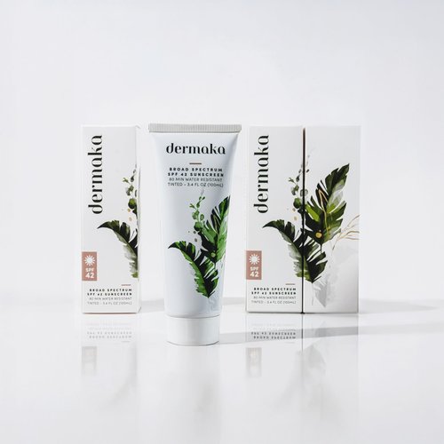 Dermaka Lightly Tinted Mineral Sunscreen SPF 42 – Anti-Aging Face Moisturizer with Zinc Oxide & Aloe Vera – Water Resistant, Non-Greasy & Reef Safe for Sensitive Skin – 3.4 oz