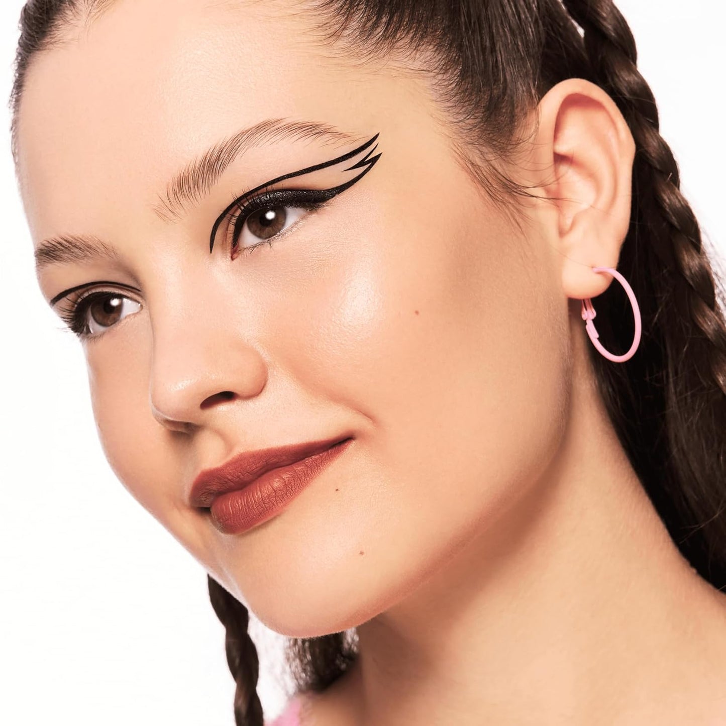 essence | Lash Princess Liner Brown | Smudge Proof, Matte Eyeliner with Ultra-Fine Brush Tip | Vegan & Cruelty Free