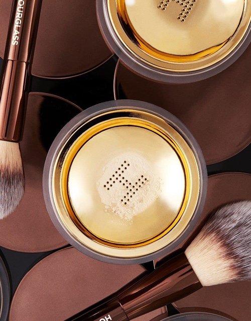 Hourglass Veil Translucent Setting Powder - Lightweight Finish for All Skin Types | 10g