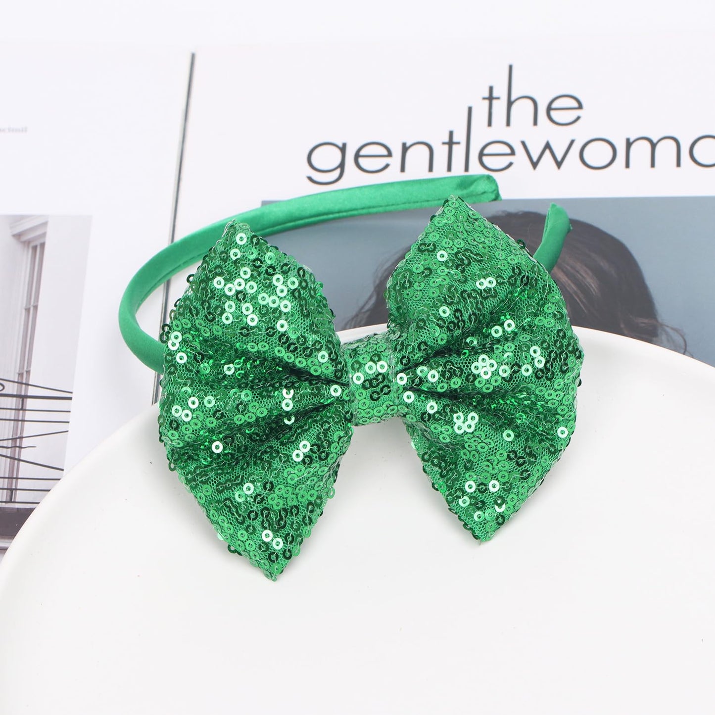 Kiszu Sparkly Sequin Hair Bow Headbands Fashion Glitter Cute Boutique Ribbon Bows for Girls, Kids, and Women (Christmas Green)