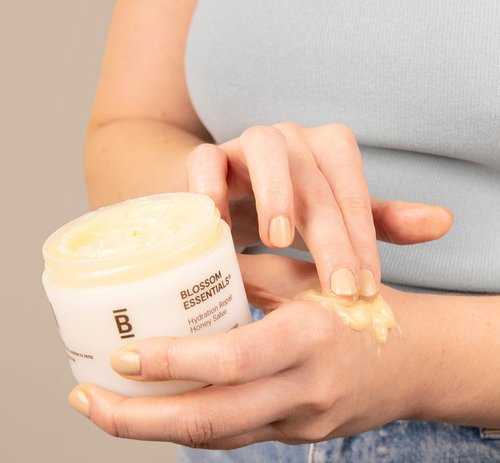 Blossom Honeybutter Cream for Toddlers and Adults - Eczema Relief for Sensitive Skin - Organic Manuka Honey