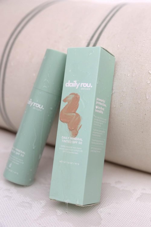 DailyRou Mineral Sunscreen | Hydrating & Brightening Face Lotion for All Skin Types - Lightweight, Non-Greasy Tint