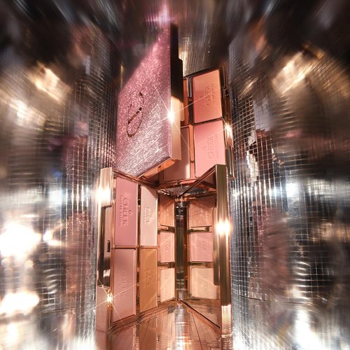 Charlotte Tilbury Instant Look in a Palette - All-in-One Powder Makeup for Eyes & Cheeks - Summer-Fresh Glow Essentials