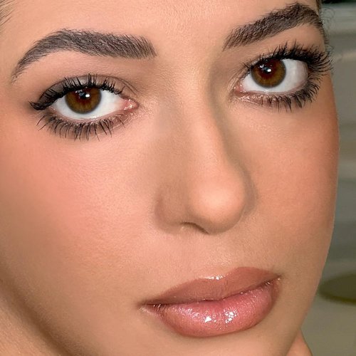 **Kevyn Aucoin The Volume Mascara - Black | Precision Brush for Long-Lasting, Clump-Free Lashes**