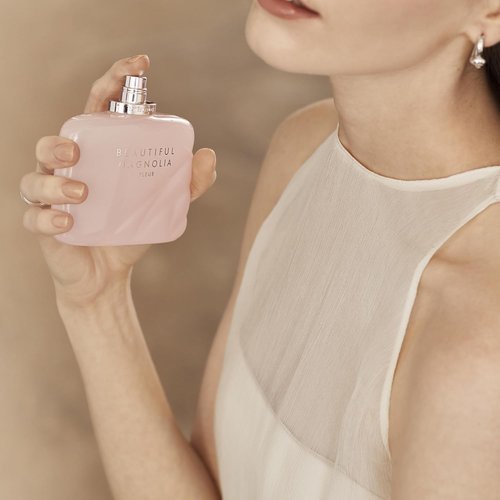 Estée Lauder Beautiful Magnolia Fleur Eau de Parfum Spray with Notes of Lush Magnolia, Solar Gardenia Accord & Serene Cedarwood | Perfumes for Women