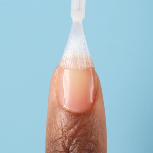Sally Hansen Brush-On Nail Glue - Long-Lasting Hold with Precision Brush | Vitamin E & B5 Formula | Travel-Friendly