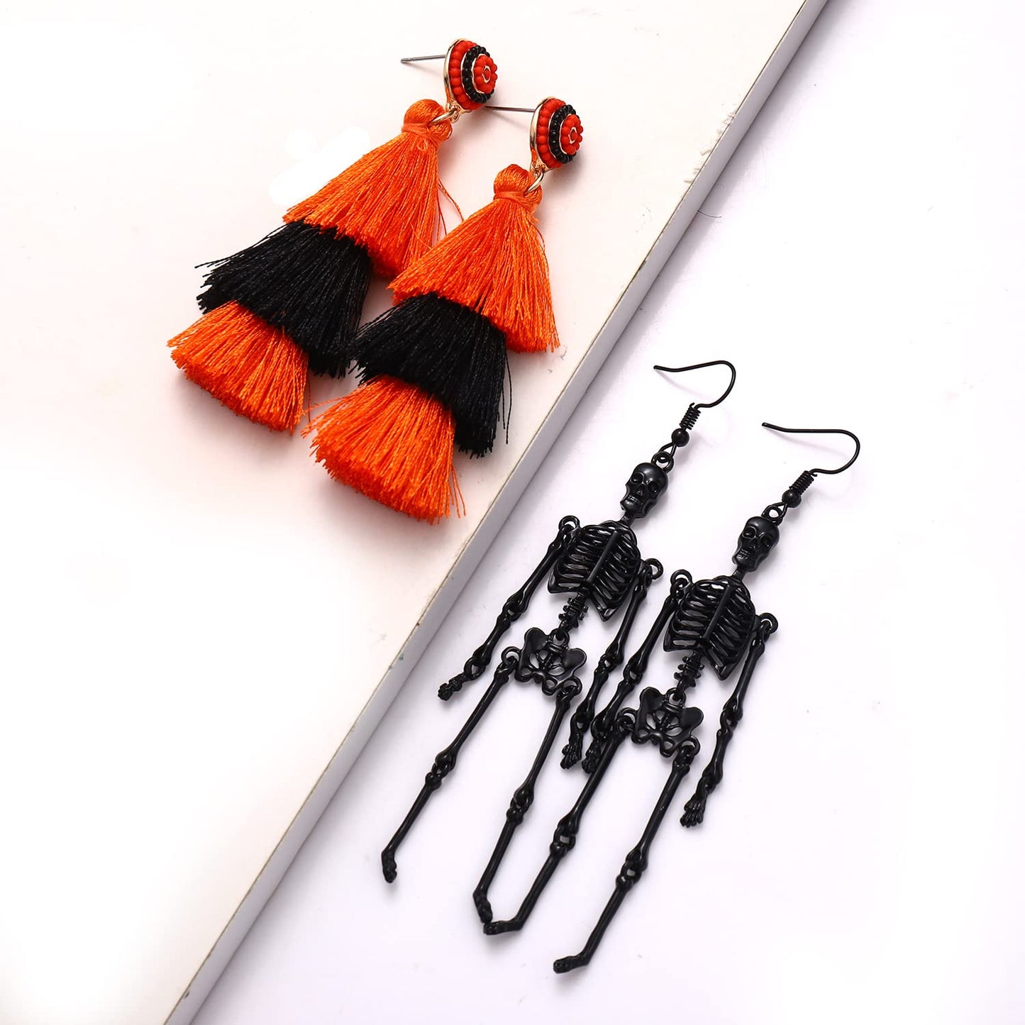 Halloween Earrings Set Beaded Boo Ghost Dangle Earrings for Women Spooky Skeleton Earrings Halloween Costumes Party Jewelry Gifts(Tassel skeleton)